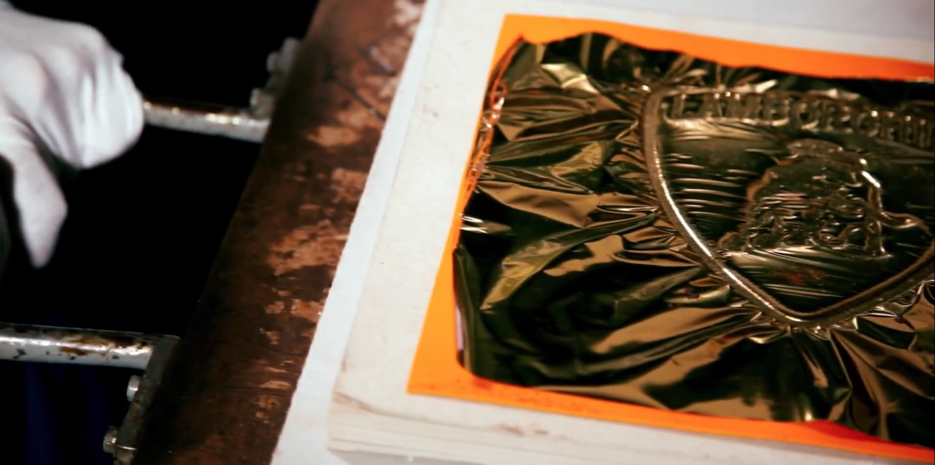 ДНК Lamborghini – позолоченное покрытие из 24-каратного золота