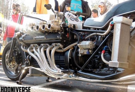 Мотоцикл с двигателем V12 от Lamborghini Countach