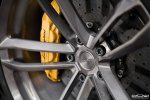 PUR Wheels RS07 размером 20×9 спереди и 21×12.5 сзади и окрашены в цвет Lumiere Grey