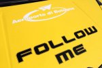 Follow Me, что значит, "Следуй за мной"