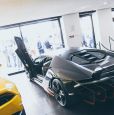 Карбоновое купе с оранжевыми Arancio Argos обвесами. 2017 Lamborghini Centenario LP 770-4